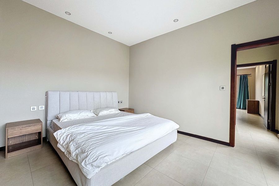 Pereybere House 4&nbsp;rooms 254.52&nbsp;m² Rental