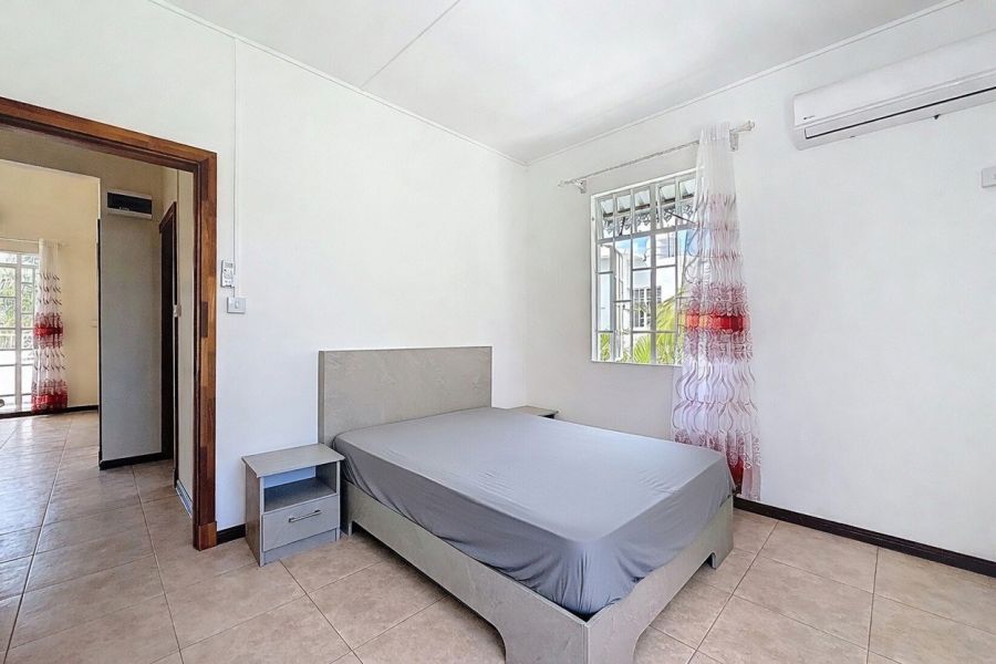 Pereybere Maison 8&nbsp;pièces 144&nbsp;m² Location