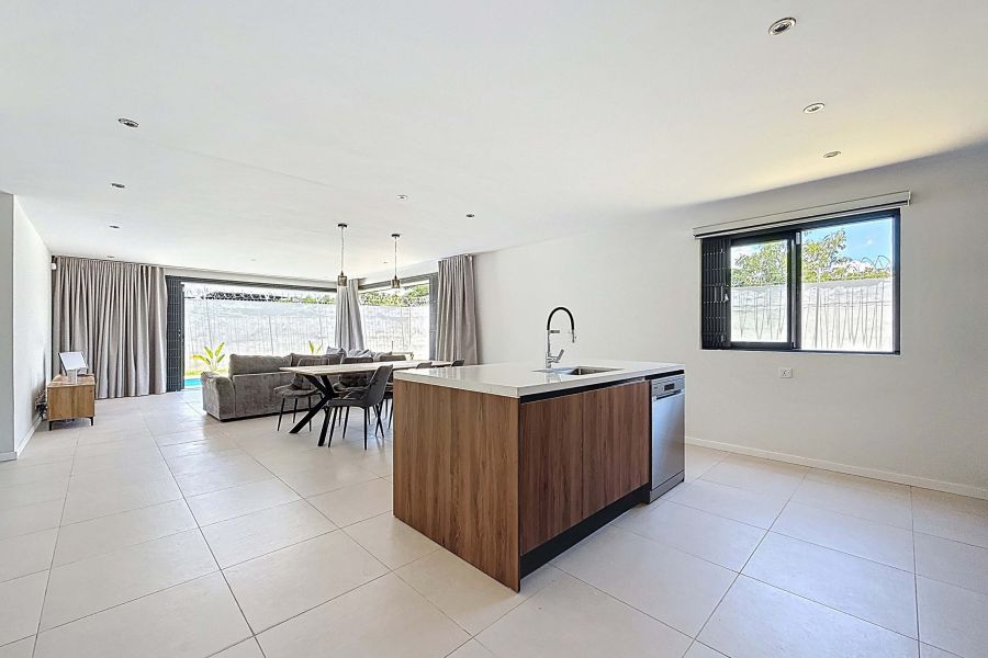 Albion Maison 6&nbsp;pièces 341&nbsp;m² Location