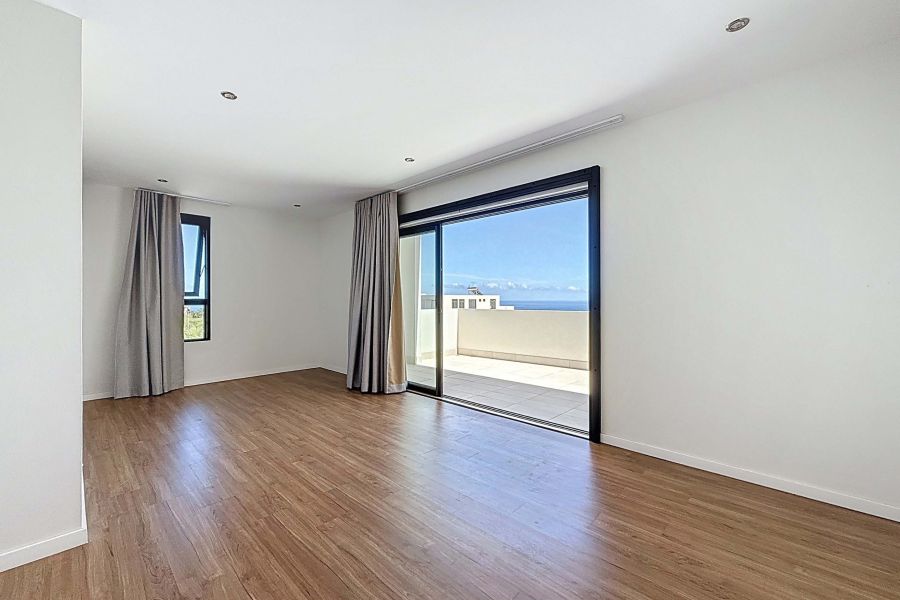 Albion Maison 6&nbsp;pièces 341&nbsp;m² Location