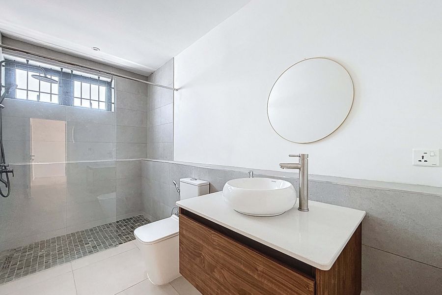 Albion Maison 6&nbsp;pièces 341&nbsp;m² Location