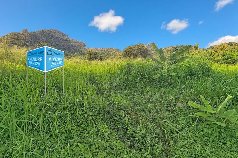 Crève Coeur Terrain 2110&nbsp;m² Vente