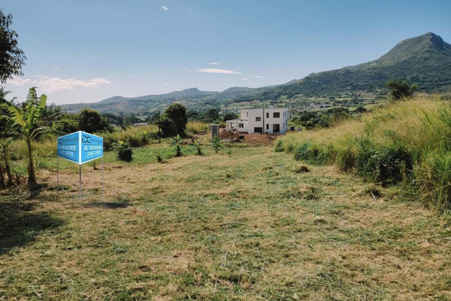 Crève Coeur Terrain 2110&nbsp;m² Vente
