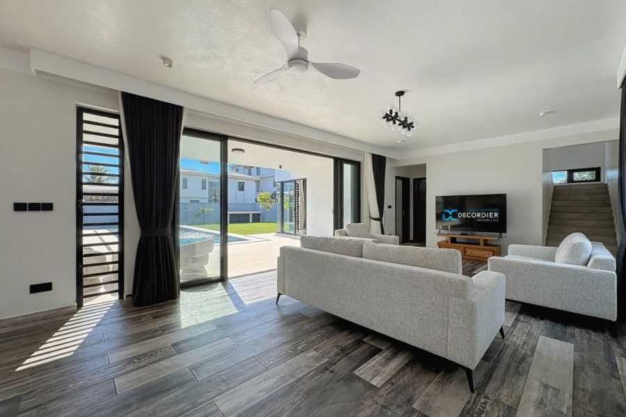 Mont Choisy Maison 6&nbsp;pièces 343&nbsp;m² Location