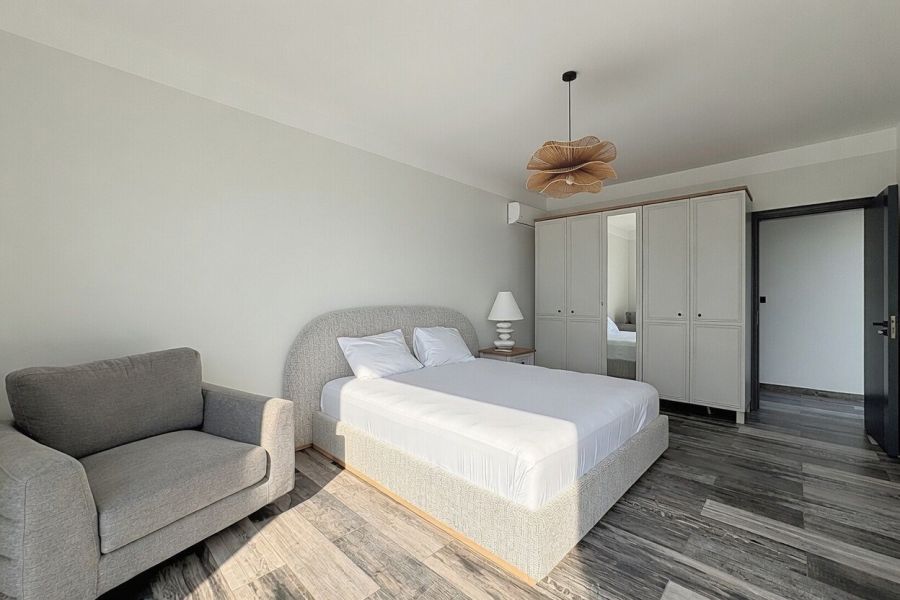 Mont Choisy Maison 6&nbsp;pièces 343&nbsp;m² Location