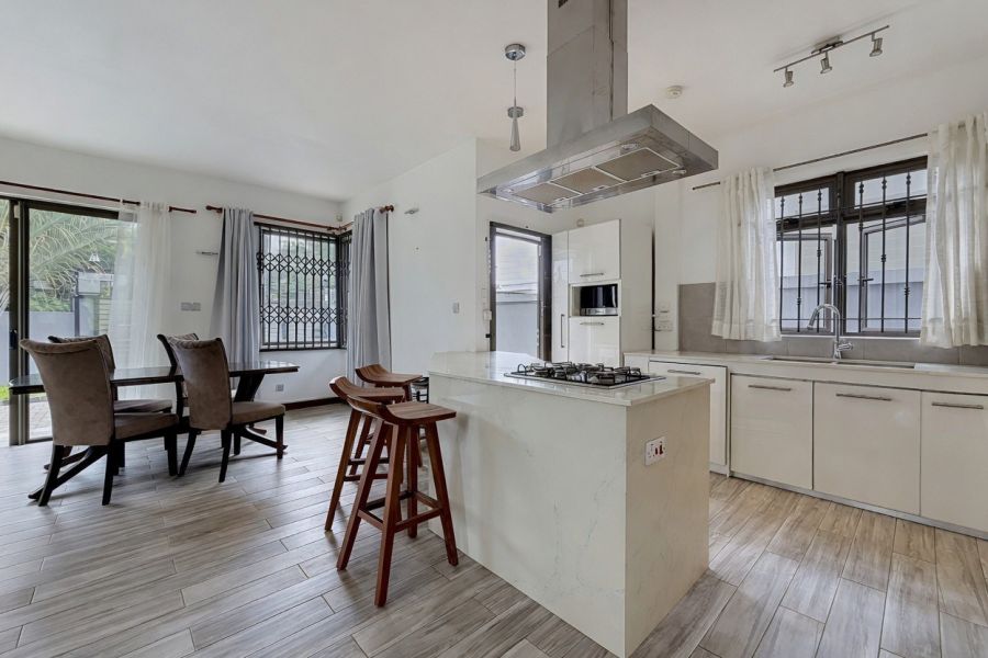 Grand Baie Maison 4&nbsp;pièces 126&nbsp;m² Vente