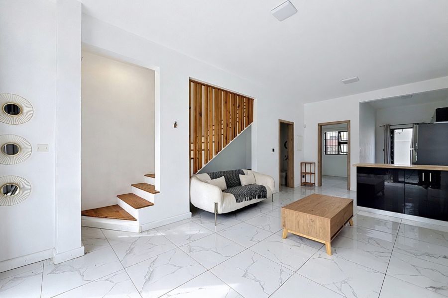 Pereybere Appartement 4&nbsp;pièces 112&nbsp;m² Location