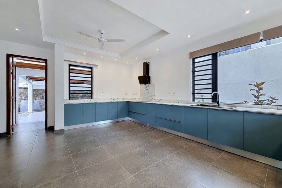 Trou aux Biches Maison 5&nbsp;pièces 243&nbsp;m² Location