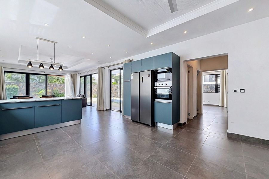 Trou aux Biches Maison 5&nbsp;pièces 243&nbsp;m² Location
