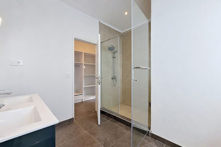 Trou aux Biches Maison 5&nbsp;pièces 243&nbsp;m² Location