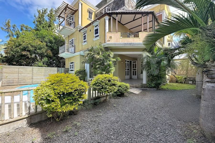 Mont Choisy Maison 10&nbsp;pièces 350&nbsp;m² Vente