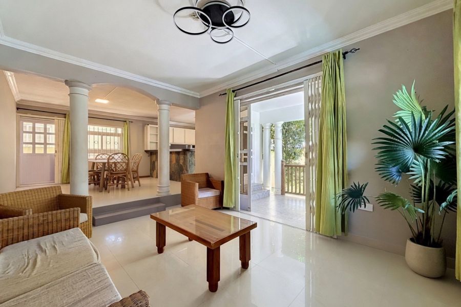 Mont Choisy Maison 10&nbsp;pièces 350&nbsp;m² Vente