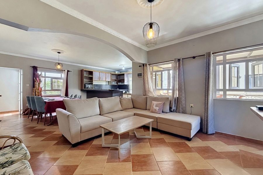 Mont Choisy Maison 10&nbsp;pièces 350&nbsp;m² Vente