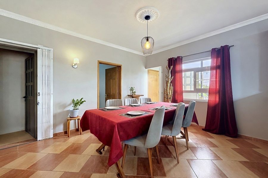 Mont Choisy Maison 10&nbsp;pièces 350&nbsp;m² Vente