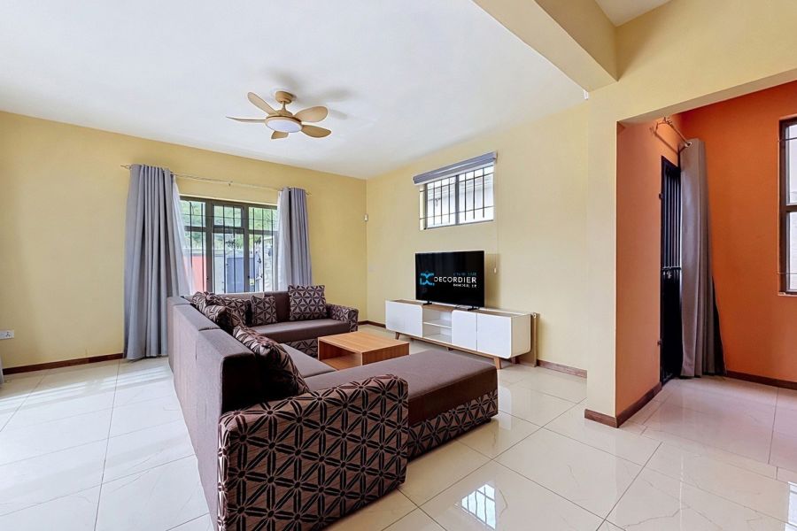 Mont Choisy Maison 6&nbsp;pièces 177&nbsp;m² Location