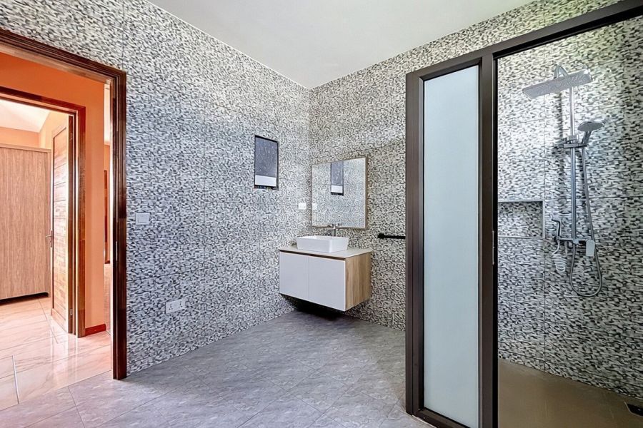 Mont Choisy Maison 6&nbsp;pièces 177&nbsp;m² Location