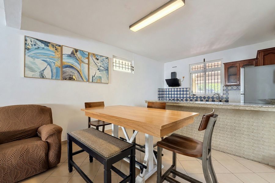 Bain Boeuf Maison 5&nbsp;pièces 250&nbsp;m² Location