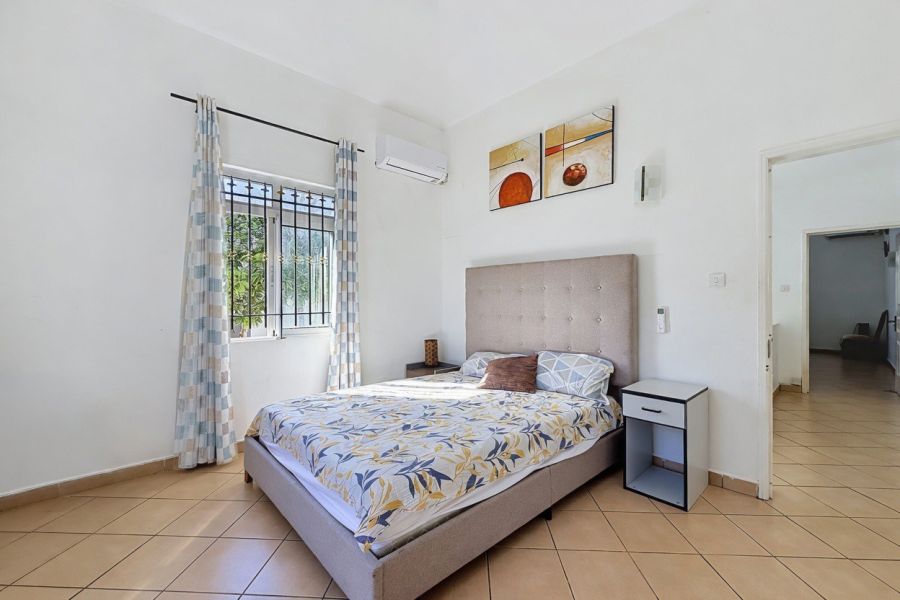Bain Boeuf Maison 5&nbsp;pièces 250&nbsp;m² Location