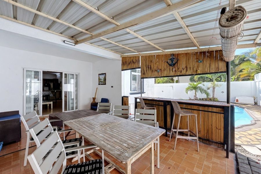 Bain Boeuf Maison 5&nbsp;pièces 250&nbsp;m² Location