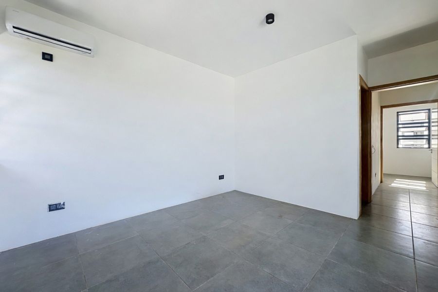 Grand Baie Maison 5&nbsp;pièces 140&nbsp;m² Vente