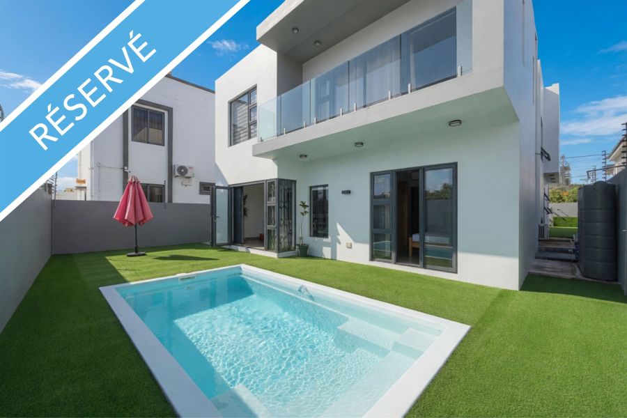 Grand Baie Maison 7&nbsp;pièces 240&nbsp;m² Location