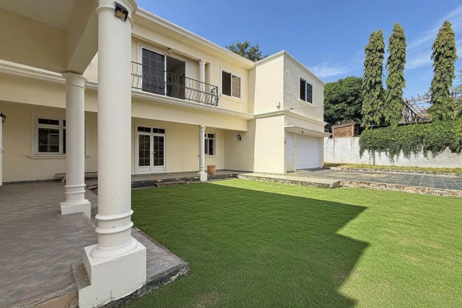 Terre Rouge Maison 9&nbsp;pièces 275&nbsp;m² Vente