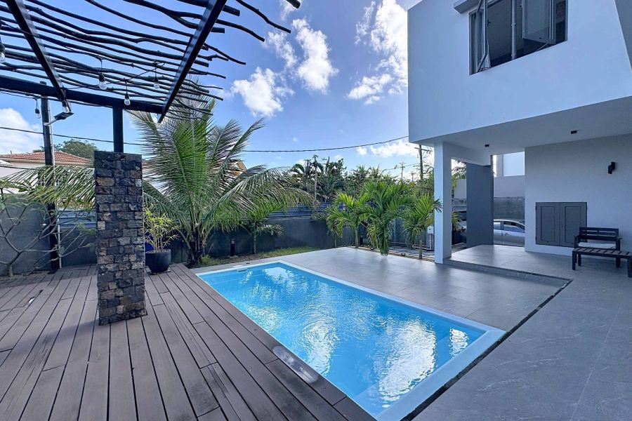 Grand Baie Maison 5&nbsp;pièces 210&nbsp;m² Vente