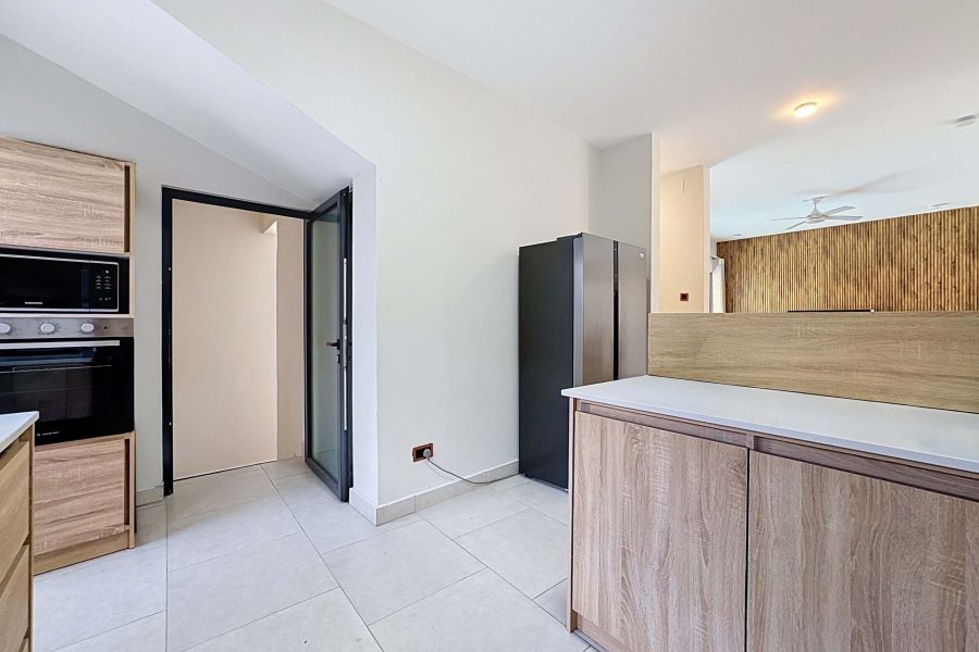 Pereybere Maison 6&nbsp;pièces 145&nbsp;m² Location