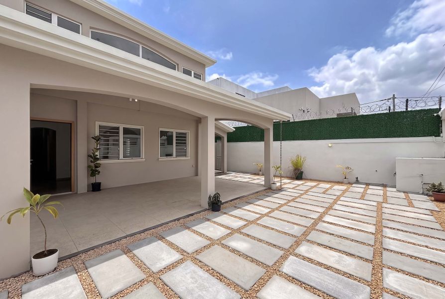 Rose Hill Maison 8&nbsp;pièces 270&nbsp;m² Vente