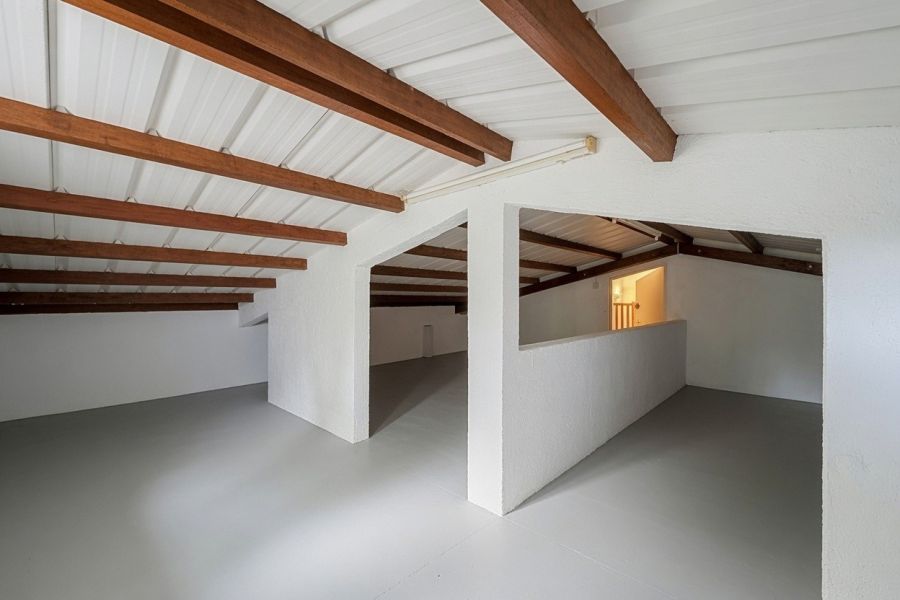 Saint Antoine Maison 8&nbsp;pièces 300&nbsp;m² Location
