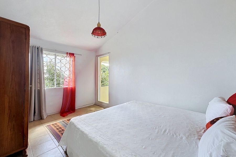 Roches Brunes House 8&nbsp;rooms 215&nbsp;m² Sale