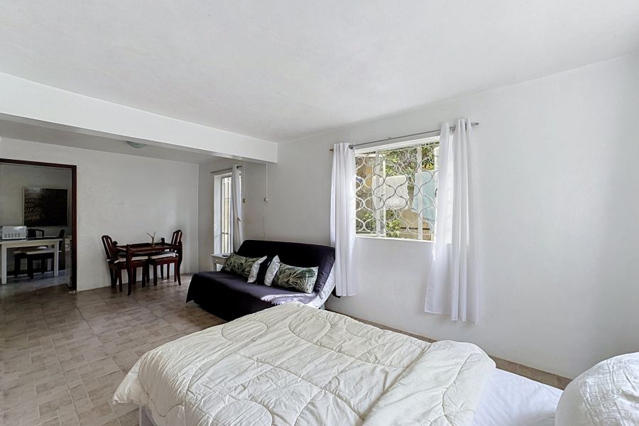 Roches Brunes House 8&nbsp;rooms 215&nbsp;m² Sale