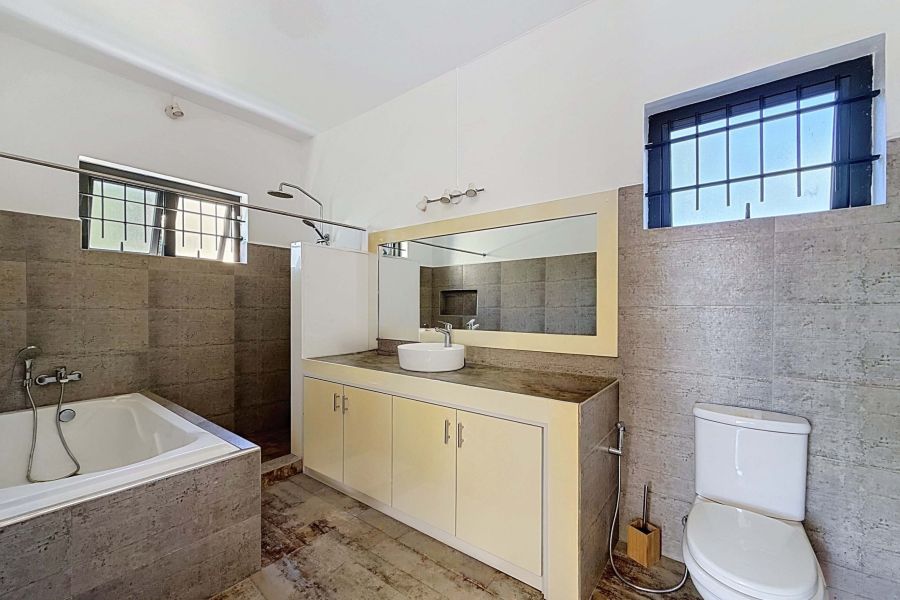 Saint François Maison 8&nbsp;pièces 230&nbsp;m² Location