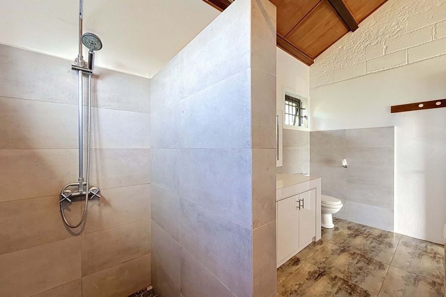 Saint François Maison 8&nbsp;pièces 230&nbsp;m² Location