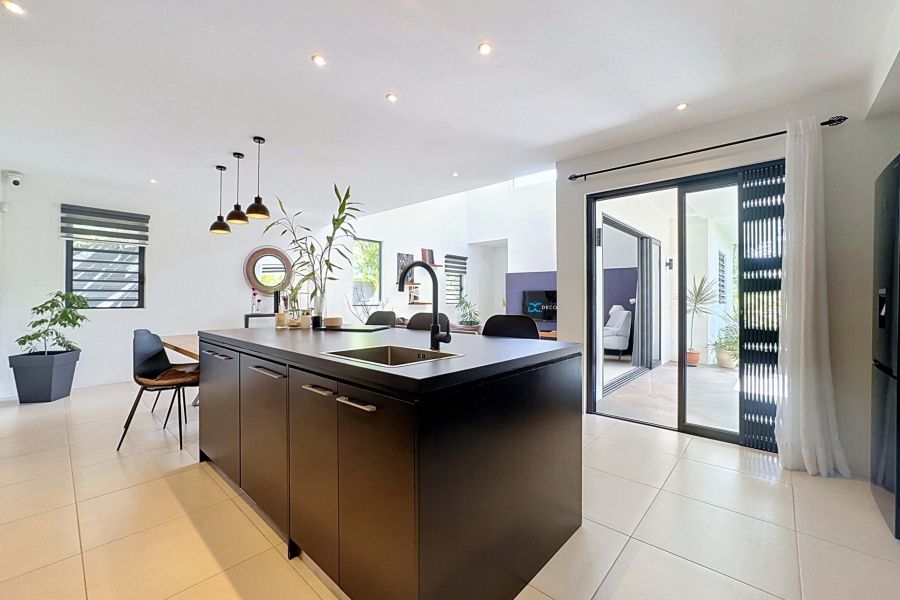 Pereybere Maison 4&nbsp;pièces 239&nbsp;m² Vente
