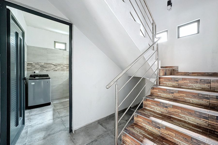 Mont Choisy Maison 6&nbsp;pièces 290&nbsp;m² Location