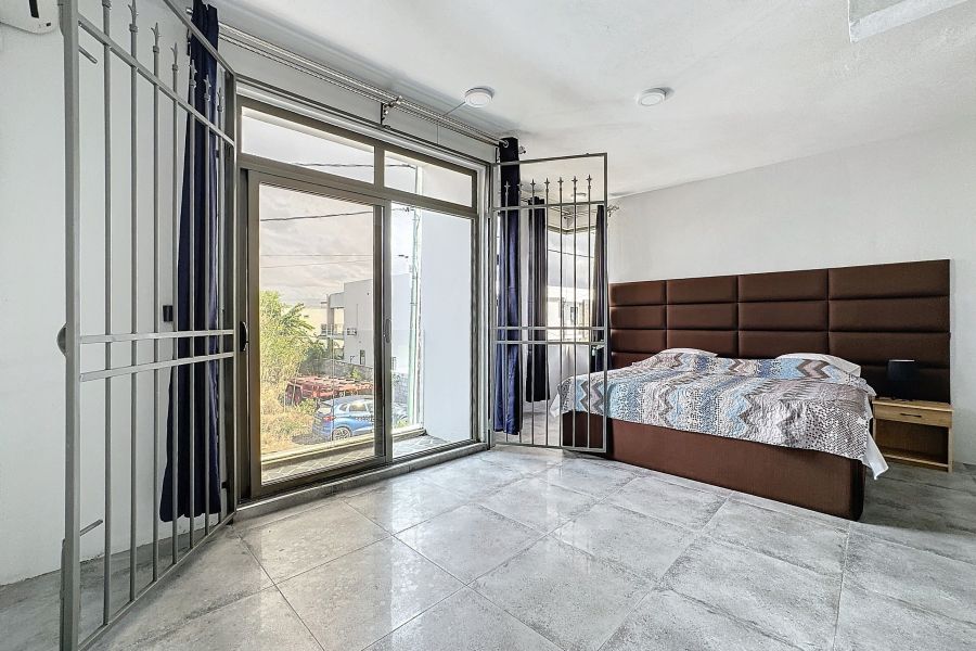 Mont Choisy Maison 6&nbsp;pièces 290&nbsp;m² Location
