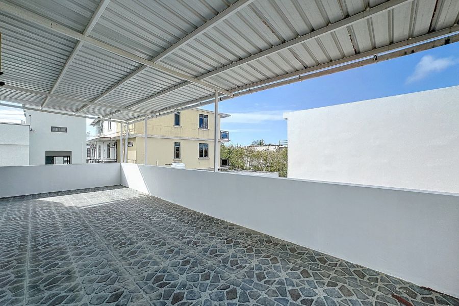 Mont Choisy Maison 6&nbsp;pièces 290&nbsp;m² Location