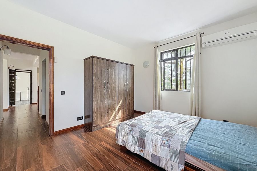 Grand Baie Maison 6&nbsp;pièces 257&nbsp;m² Location
