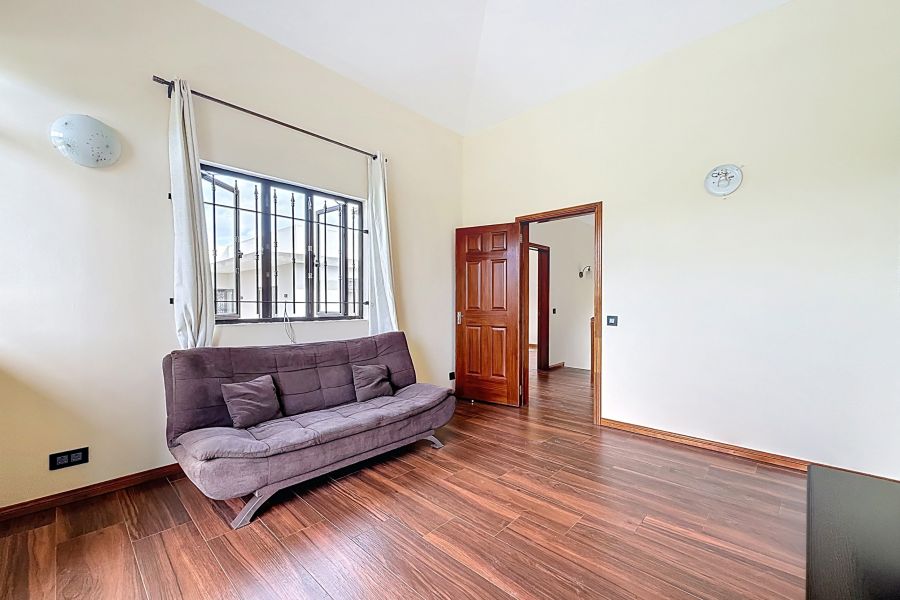 Grand Baie Maison 6&nbsp;pièces 257&nbsp;m² Location