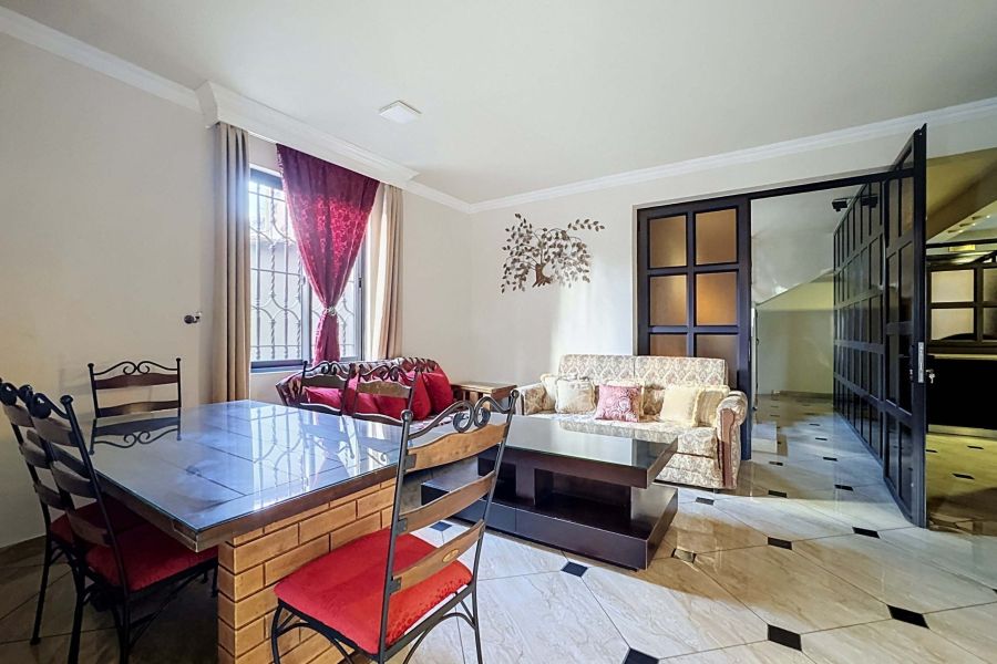 Grand Baie Maison 10&nbsp;pièces 245&nbsp;m² Location