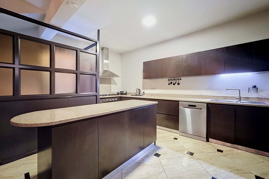 Grand Baie Maison 10&nbsp;pièces 245&nbsp;m² Location