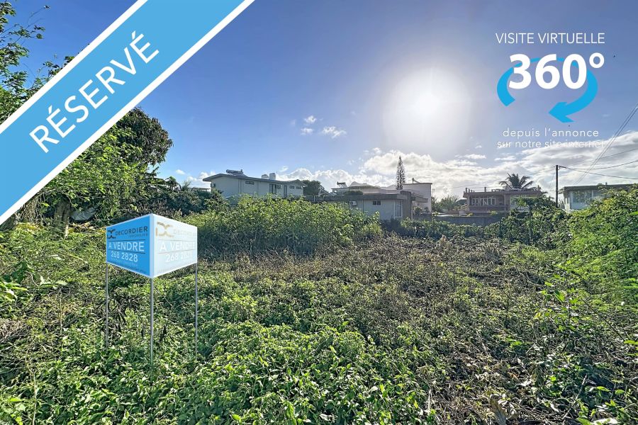 Quatre Bornes Land 656&nbsp;m² Sale