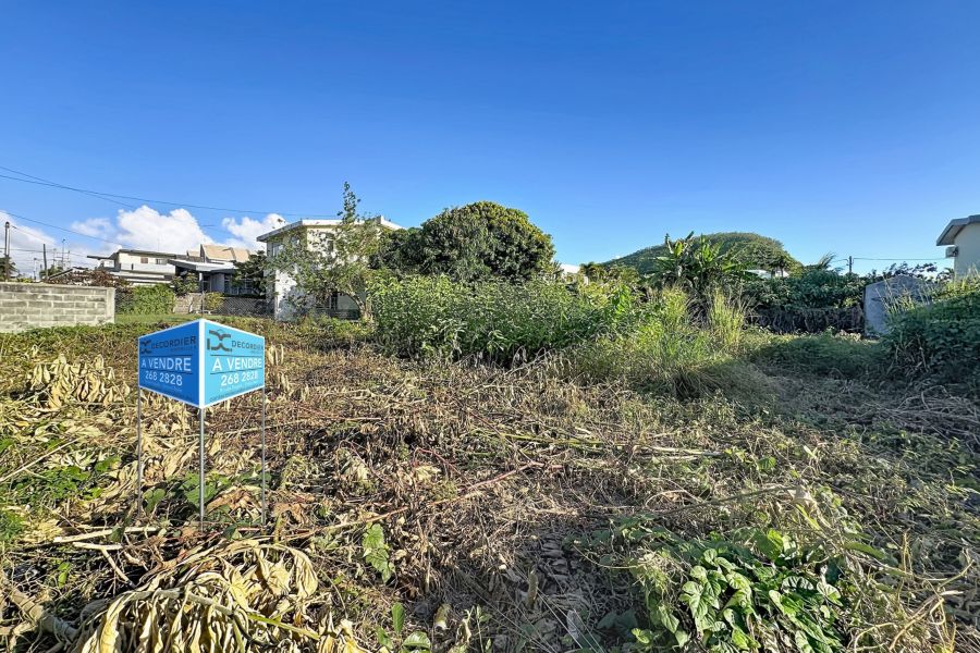 Quatre Bornes Land 654&nbsp;m² Sale