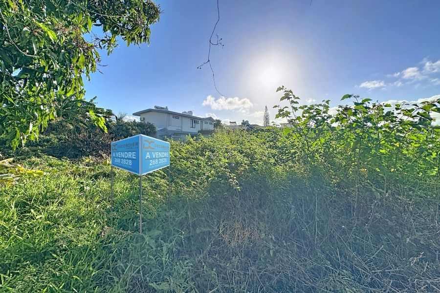 Quatre Bornes Land 654&nbsp;m² Sale