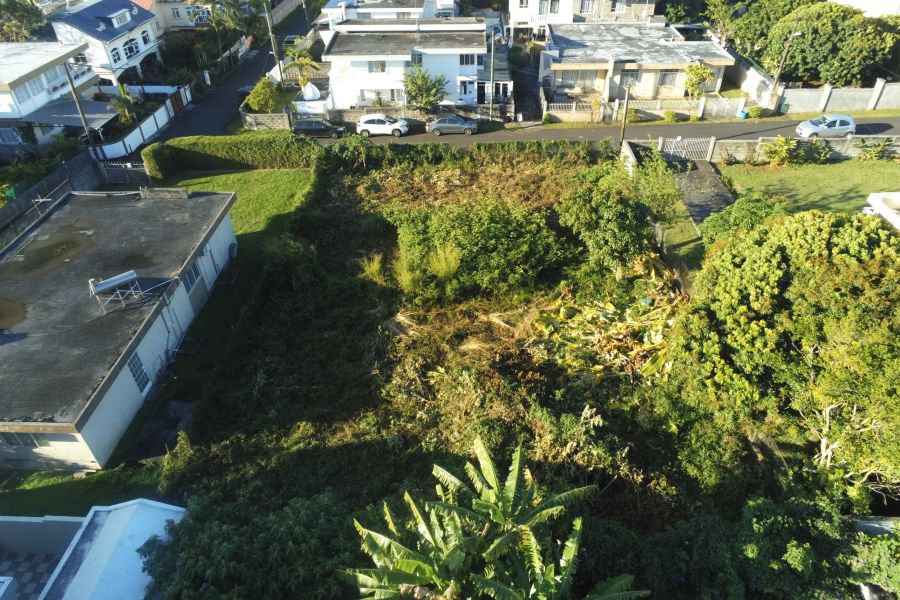 Quatre Bornes Land 654&nbsp;m² Sale