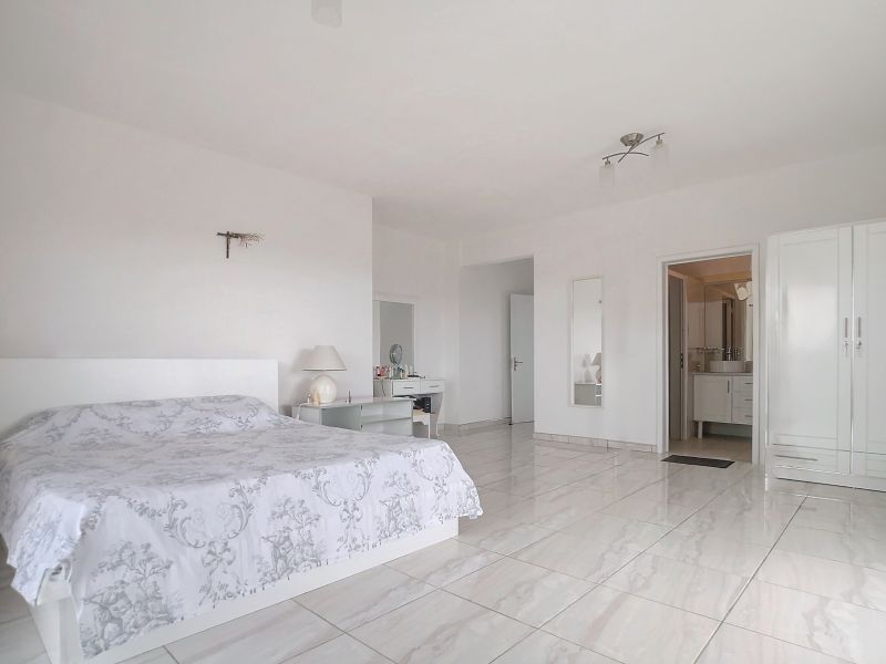 Pereybere Apartment 4&nbsp;rooms 175&nbsp;m² Rental