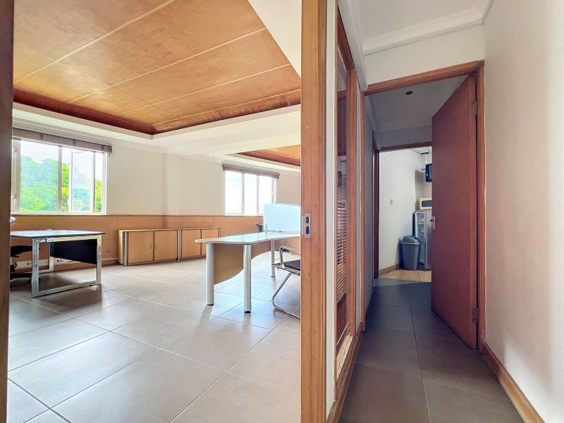 Grand Baie Bureaux 116&nbsp;m² Vente