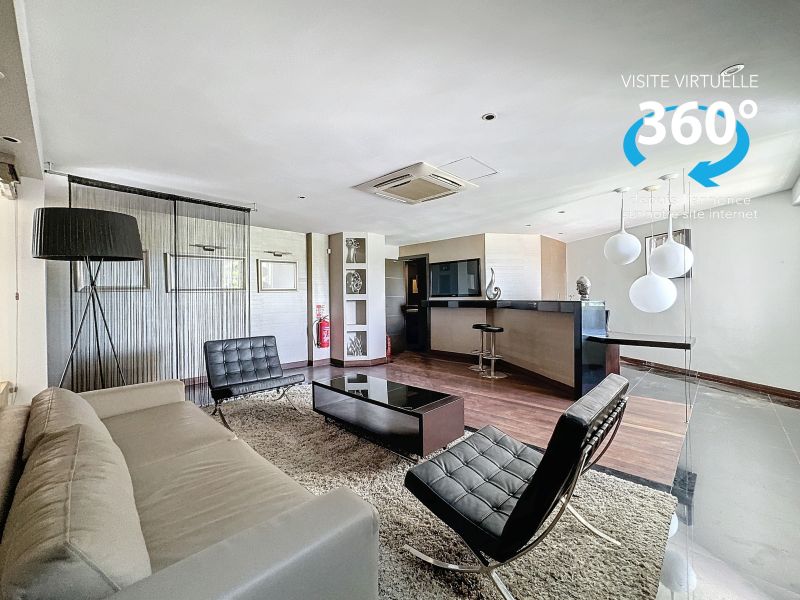 Grand Baie Business premises 125&nbsp;m² Sale