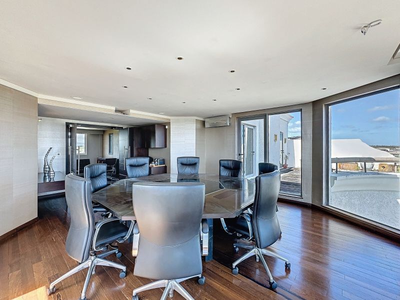 Grand Baie Business premises 125&nbsp;m² Sale